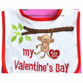 Custom Made Design Embroidered Applique Valentine′s Day Promotional Cotton Terry Baby Drool Bib